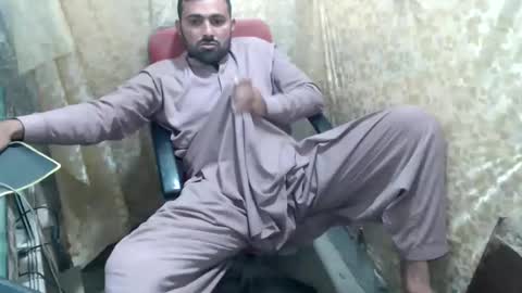 Snapshot of bigbbc999 chatting on November 28, 4:48 am arab bbc online show from November 28, 4:48 am