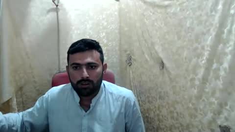 Snapshot of bigbbc999 chatting on December 3, 4:42 am arab bbc online show from December 3, 4:42 am