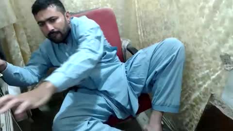 Snapshot of bigbbc999 chatting on January 8, 1:46 pm arab bbc online show from January 8, 1:46 pm