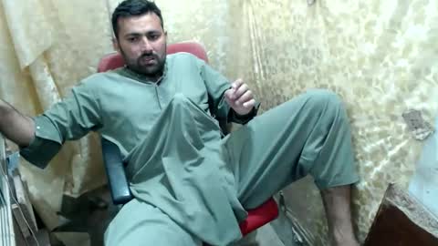 Snapshot of bigbbc999 chatting on February 10, 2:10 pm arab bbc online show from February 10, 2:10 pm