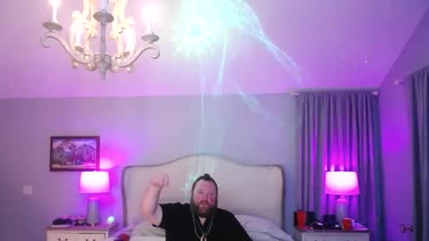 Snapshot of bigboi1o11 chatting on September 15, 6:02 am Bigboi1o11 online show from September 15, 6:02 am