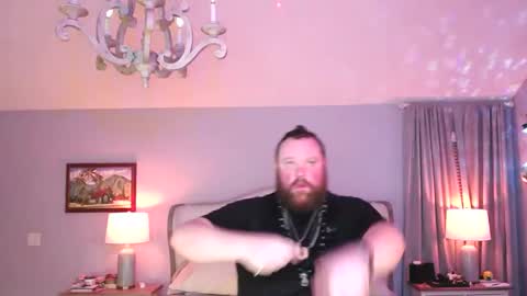 Snapshot of bigboi1o11 chatting on September 27, 7:24 am Bigboi1o11 online show from September 27, 7:24 am