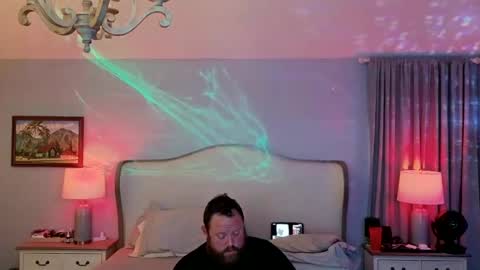 Snapshot of bigboi1o11 chatting on November 6, 9:43 am Bigboi1o11 online show from November 6, 9:43 am