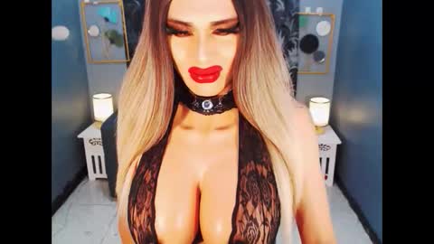 Loraine Cruz online show from May 10, 3:50 pm