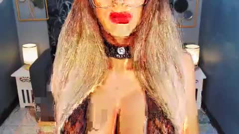 Loraine Cruz online show from June 29, 10:26 am