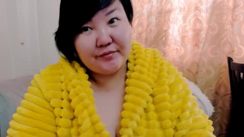 Snapshot of bigboobs55x chatting on November 5, 9:31 am Kira online show from November 5, 9:31 am