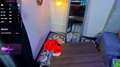 VIOLETA online show from March 13, 8:59 pm