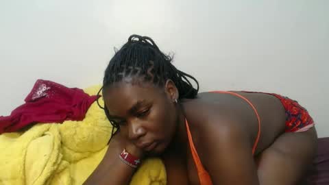 bigboobys123 online show from February 28, 9:05 pm