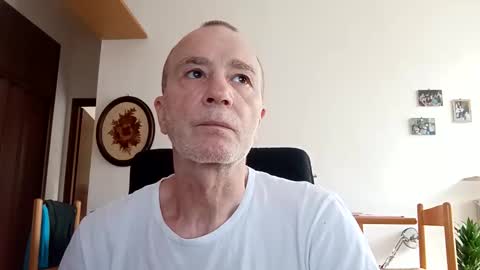 Snapshot of bigboos5633 chatting on June 2, 12:51 pm bigboos5633 online show from June 2, 12:51 pm
