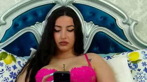 Abby online show from June 17, 6:42 pm