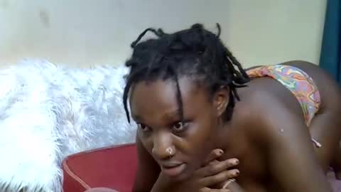 Vee online show from December 5, 10:35 am