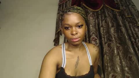 Snapshot of bigbooty_xchataa chatting on November 23, 5:35 pm Lucy online show from November 23, 5:35 pm