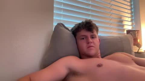 Snapshot of bigbootyburger1 chatting on July 13, 9:06 pm bigbootyburger1 online show from July 13, 9:06 pm