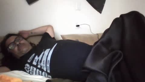 Snapshot of bigboybigbutt69 chatting on January 31, 5:40 am bigboybigbutt69 online show from January 31, 5:40 am