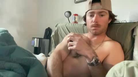 Snapshot of bigboymatt19 chatting on November 20, 8:19 pm bigboymatt19 online show from November 20, 8:19 pm