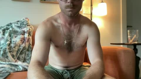 Snapshot of bigboymatt19 chatting on July 7, 6:34 pm bigboymatt19 online show from July 7, 6:34 pm