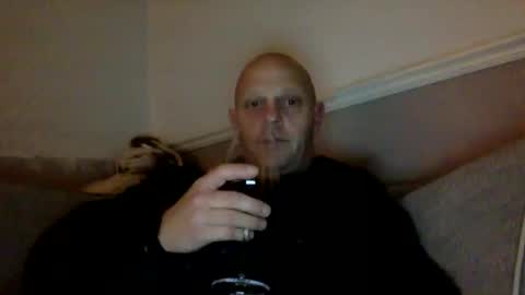 bigbumlover2377 online show from December 4, 10:40 pm