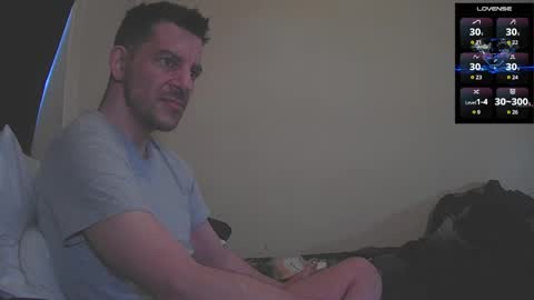 Jon - Im Straight online show from October 1, 5:30 pm