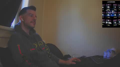 Jon - Im Straight online show from October 14, 3:46 pm