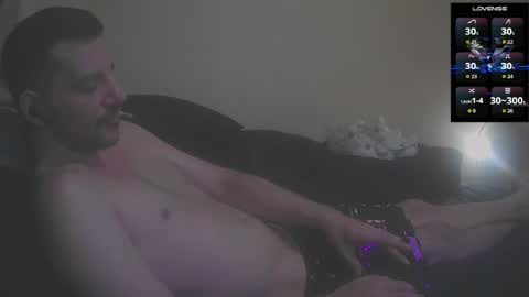 Jon - Im Straight online show from July 28, 3:21 pm