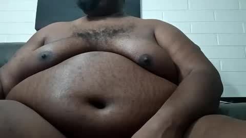 Snapshot of bigchub445 chatting on October 18, 8:04 am MassChub online show from October 18, 8:04 am