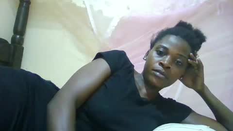 bigclit_bae22 online show from June 13, 1:09 pm