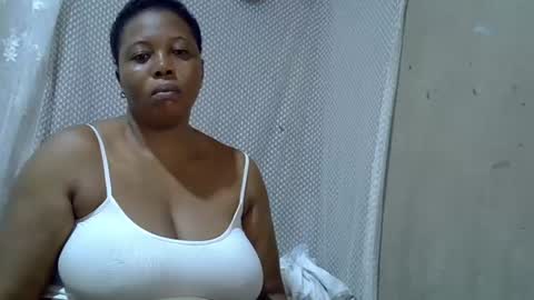 Snapshot of bigclit_wethairypus chatting on June 22, 6:10 am bigclit_wethairypus online show from June 22, 6:10 am