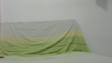 Snapshot of bigcock_hair chatting on January 3, 11:44 pm bigcock_hair online show from January 3, 11:44 pm