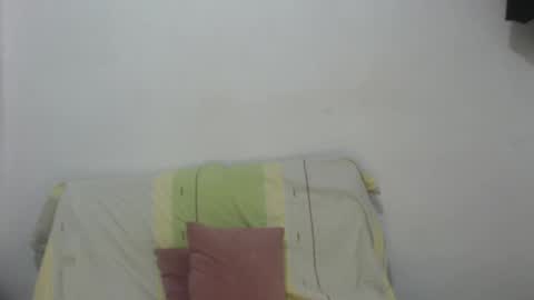 Snapshot of bigcock_hair chatting on January 5, 1:35 am bigcock_hair online show from January 5, 1:35 am