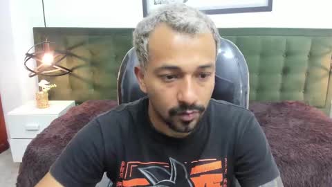 Snapshot of bigcock_hair chatting on September 18, 10:01 pm bigcock_hair online show from September 18, 10:01 pm