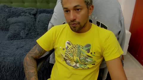 Snapshot of bigcock_hair chatting on November 4, 10:42 pm bigcock_hair online show from November 4, 10:42 pm