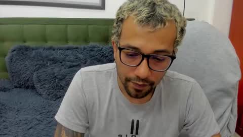 Snapshot of bigcock_hair chatting on November 7, 10:21 pm bigcock_hair online show from November 7, 10:21 pm