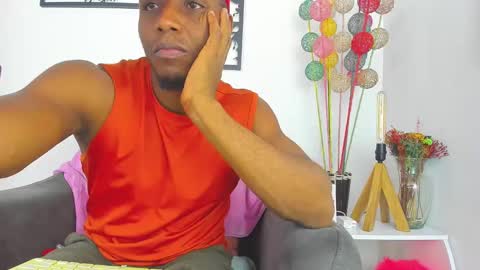 Snapshot of bigcock_latin01 chatting on February 20, 3:23 am sexy muscle online show from February 20, 3:23 am