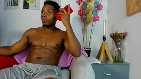 Snapshot of bigcock_latin01 chatting on November 9, 2:32 am sexy muscle online show from November 9, 2:32 am