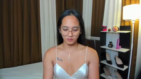 SUCK ME TILL I EXPLODE online show from November 7, 4:18 pm