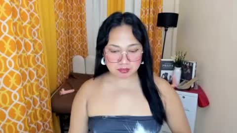 BABY LEXIE online show from June 27, 6:02 pm
