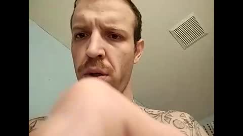 Snapshot of bigcockpapi97597355 chatting on April 19, 11:31 am bigcockpapi97597355 online show from April 19, 11:31 am