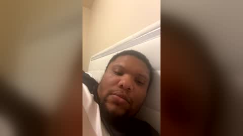 bigcocksteve339451 online show from June 17, 4:48 am