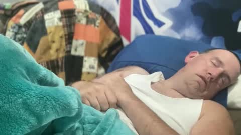 bigcocksuckingslut online show from November 8, 2:01 am