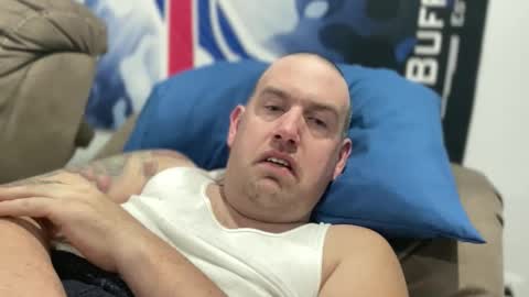 bigcocksuckingslut online show from February 11, 2:16 am