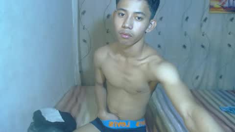 Snapshot of bigcockyummysex chatting on October 31, 4:02 am bigcockyummysex online show from October 31, 4:02 am