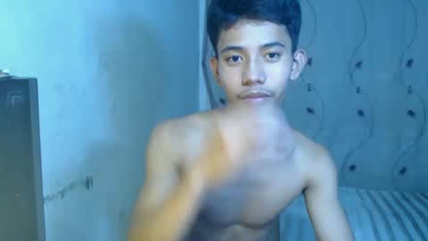 Snapshot of bigcockyummysex chatting on November 14, 6:28 pm bigcockyummysex online show from November 14, 6:28 pm