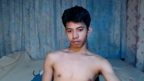 Snapshot of bigcockyummysex chatting on December 4, 10:24 am bigcockyummysex online show from December 4, 10:24 am