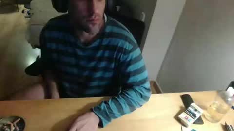 Snapshot of bigcok35spain chatting on December 11, 3:13 am bigcok35spain online show from December 11, 3:13 am