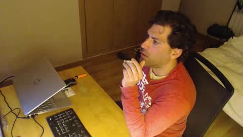 Snapshot of bigcok35spain chatting on February 14, 12:19 am bigcok35spain online show from February 14, 12:19 am