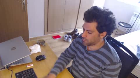 Snapshot of bigcok35spain chatting on March 2, 12:43 pm bigcok35spain online show from March 2, 12:43 pm