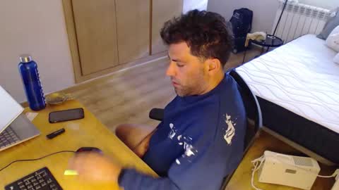 Snapshot of bigcok35spain chatting on September 26, 9:35 am bigcok35spain online show from September 26, 9:35 am