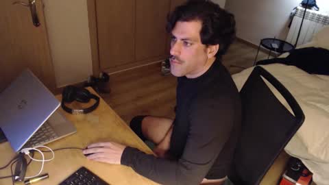 Snapshot of bigcok35spain chatting on January 10, 8:43 pm bigcok35spain online show from January 10, 8:43 pm