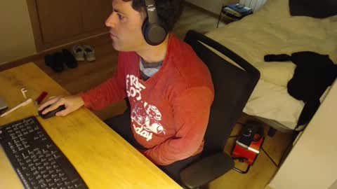 Snapshot of bigcok35spain chatting on February 15, 11:23 pm bigcok35spain online show from February 15, 11:23 pm