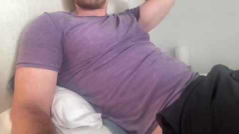 bigcollegecock69690 online show from November 6, 7:26 pm